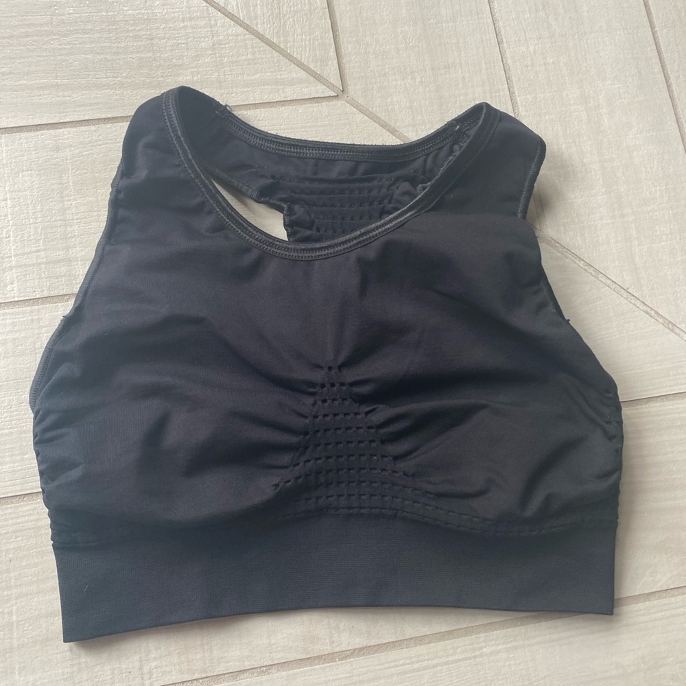 Sweaty Betty Bra size M